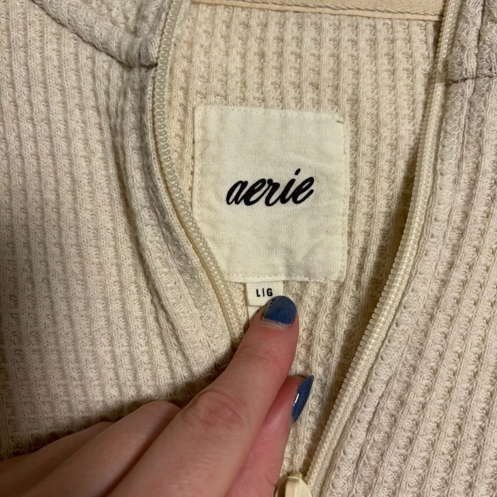 Aerie Men's Zip Up Cream Sweater - Picture 2 of 3